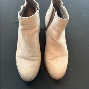 Elegant Beige Ankle Booties